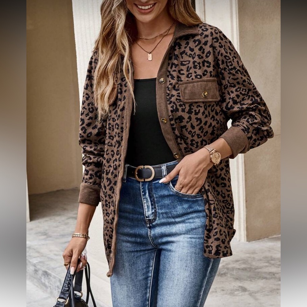 Leopard print long sleeve button down jacket - Picture 5 of 6